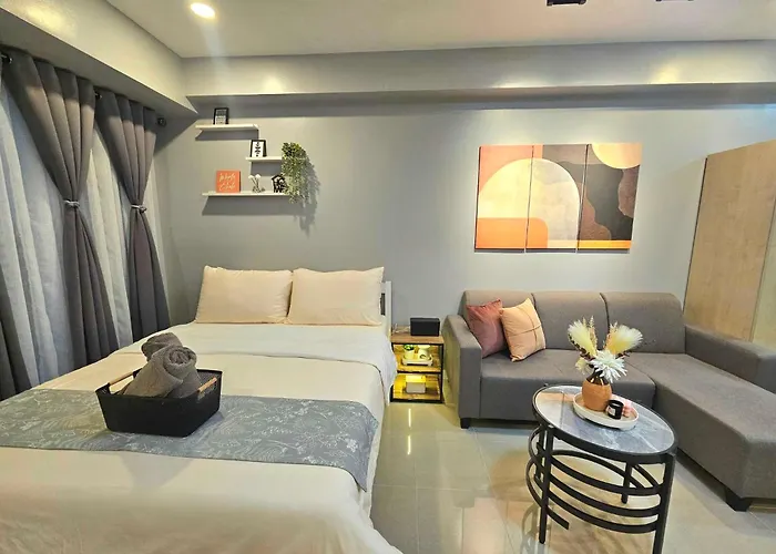 Ashley's Chamber At Soho Across Shangrila Mall *